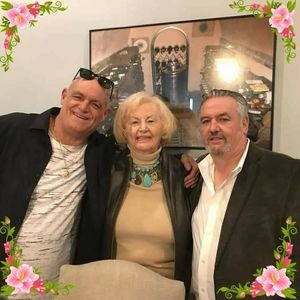 Meet your Posher, Joan